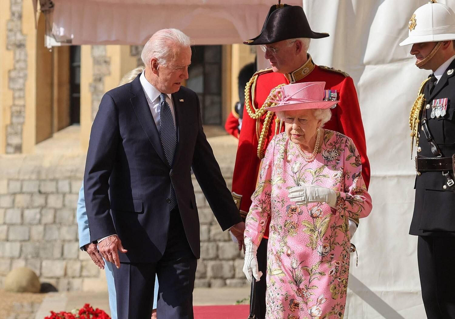 Após reunião do G7, presidente dos EUA, Joe Biden, almoça com rainha Elizabeth II