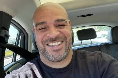 Adriano Imperador é denunciado por perturbação do sossego
