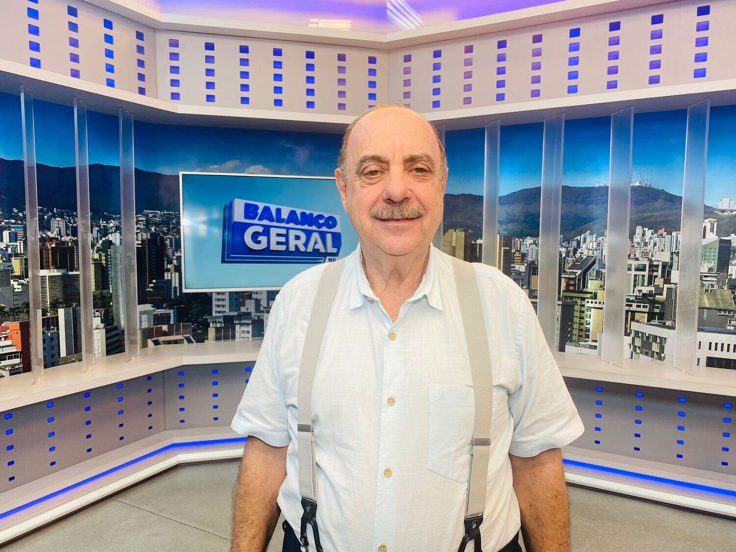 Decreto foi assinado nesta terça (12)
