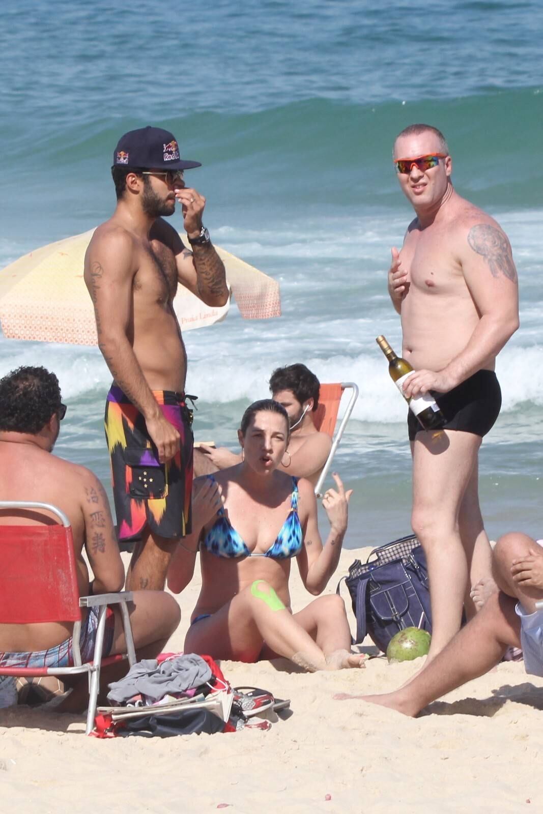 luana piovani, praia, panico
