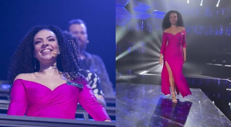 Laura Carolinah entregou tudo com um super vestido rosa transpassado. A fenda deu um toque especial no look, que ainda contou com os acessórios prateados