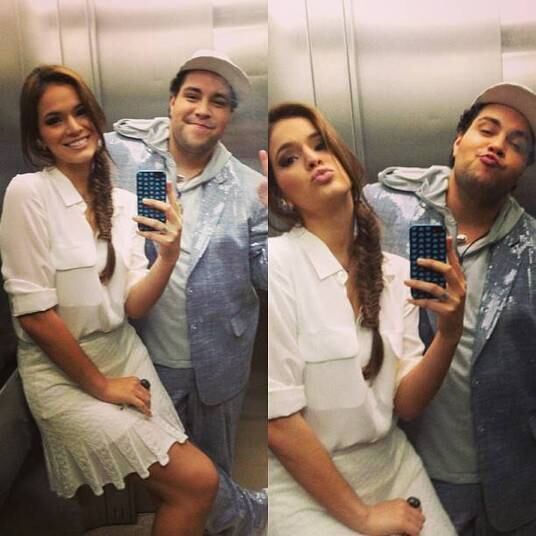 Tiago Abravanel e Bruna Marquezine
Outra pessoa que é essencial na vida de Marquezine é Tiago Abravanel! O neto de Silvio Santos conheceu Bruna nos bastidores de Salve Jorge (Globo), mas os dois viraram amigos mesmo depois de participarem da Dança dos Famosos. No aniversário de 18 anos da gata teen, o ator foi um dos primeiros a curtir a data com ela
