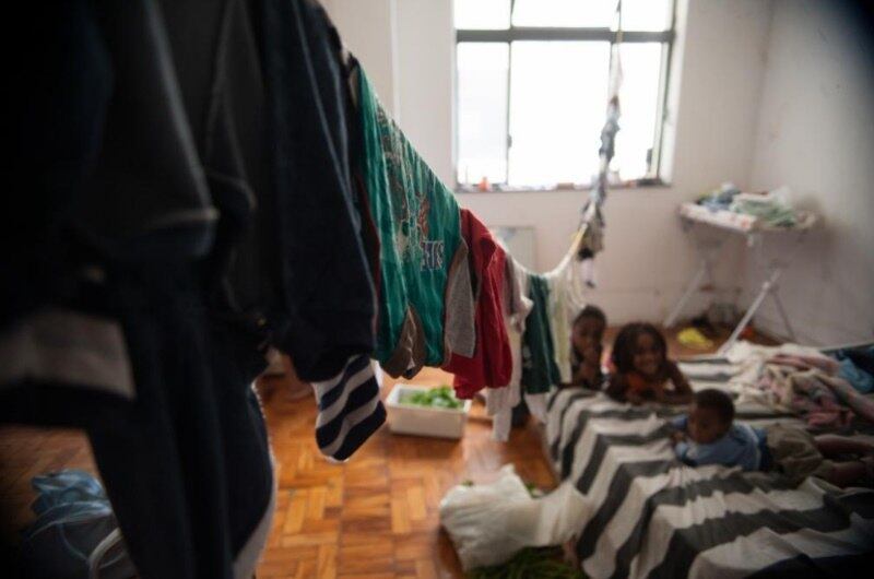 O espaço era ocupado por cerca de 300 famílias