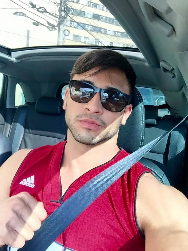 De acordo com a Polícia Militar, o chamado ocorreu por volta das 02h44 e duas versões foram passadas para a PM