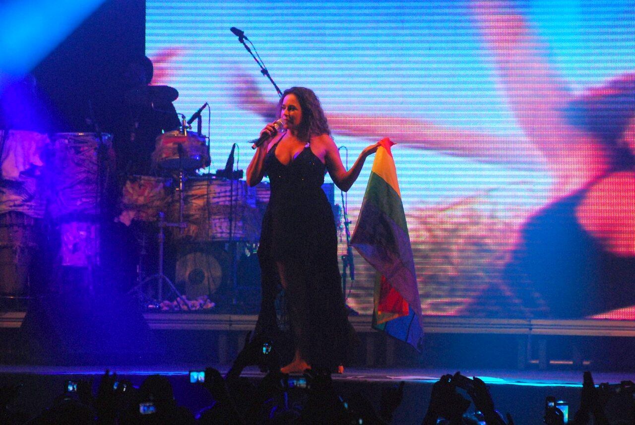 A cantora participou da festa Odara o Desce, no Baile Perfumado, cantado seus maiores sucessos