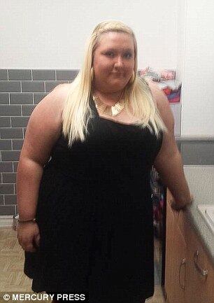 O presidente da Associação da Síndrome
do Vômito Cíclico do Reino Unido, Robin Dover, afirmou que há diversos gatilhos
para a síndrome, incluindo o estresse emocional: 


— A natureza cíclica da condição
significa que o problema afeta uma pessoa em um ciclo aleatório. No caso de
Sophie, a cada três meses, o problema se manifesta por três semanas