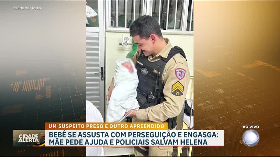 Bebê é salva de engasgo por policiais que perseguiam criminosos em comunidade