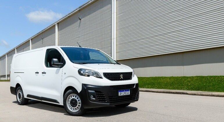 Marca vendeu 996 unidades da Expert no acumulado do ano