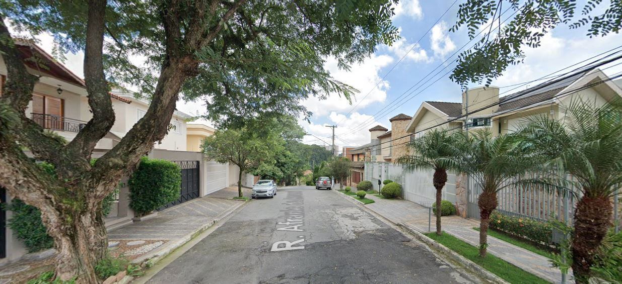 Crime ocorreu na rua Afrânio do Amaral, no bairro Parque São Domingos