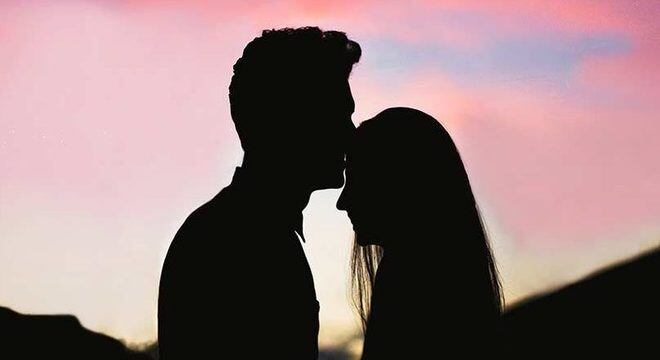 Estudo revela que esperar para fazer sexo depois do casamento é o mais indicado aos casais que desejam ter uma relação duradoura