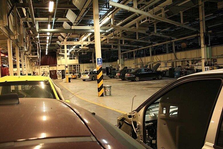 Veja mais imagens da fábrica fantasma da MG Rover em Birmingham, West Midlands, na Inglaterra