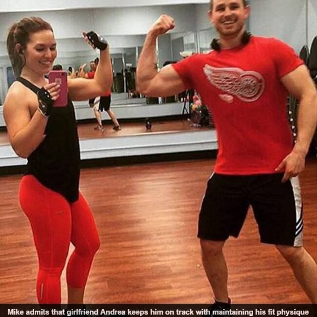 Hoje em dia, ele e sua namorada postam
fotos e vídeos de sua rotina fitness nas redes sociais para motivar seguidores.
Ela também compartilha o amor por exercícios físicos e alimentação saudável