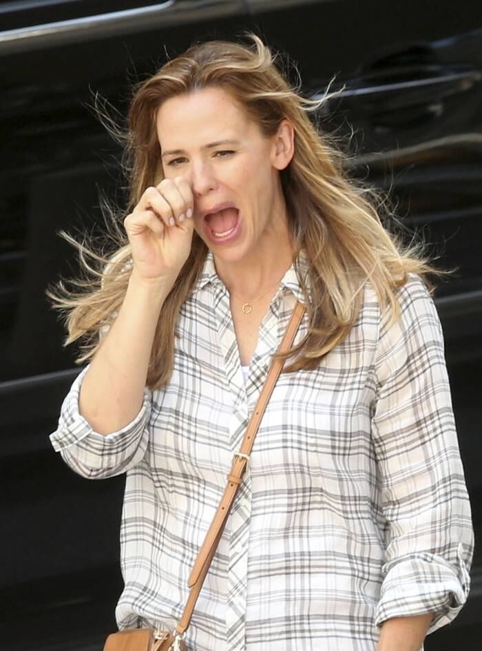 Jennifer Garner voltou ao trabalho após anunciar o fim do casamento com Ben Affleck

Acesse o R7 Play e assista à programação da Record quando quiser