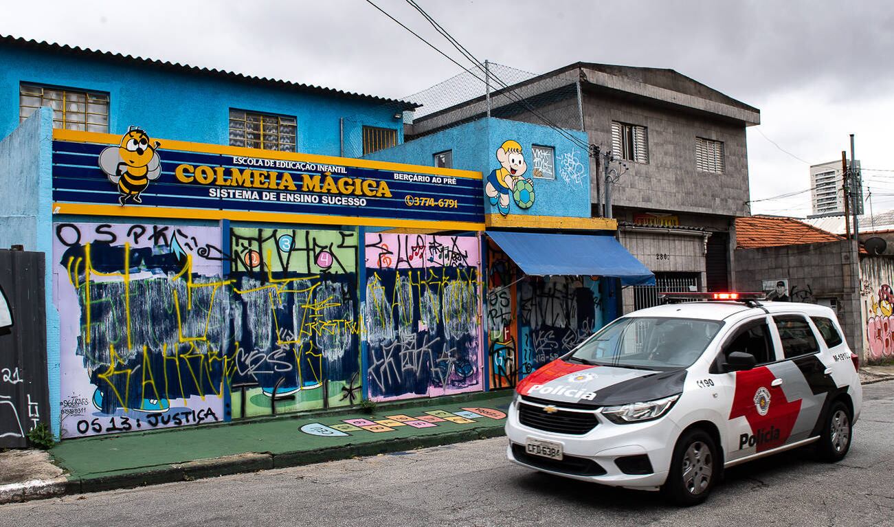 São Paulo, SP - 01.04.2022 - Fachada e interior da Escola de Educação Infantil Colmeia Mágica, no Jardim Formosa, Roberta Serme, diretora da escola é acusada de maus-tratos, suspeita de crimes de tortura, periclitação de vida, submissão a vexame e associação criminosa. Foto Edu Garcia/R7