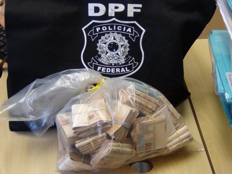 Quadrilha fraudava processos licitatórios destinados à prestação de serviços diversos, como construção de cisternas, educação profissional de jovens e realização de festivais artísticos e eventos turísticos 