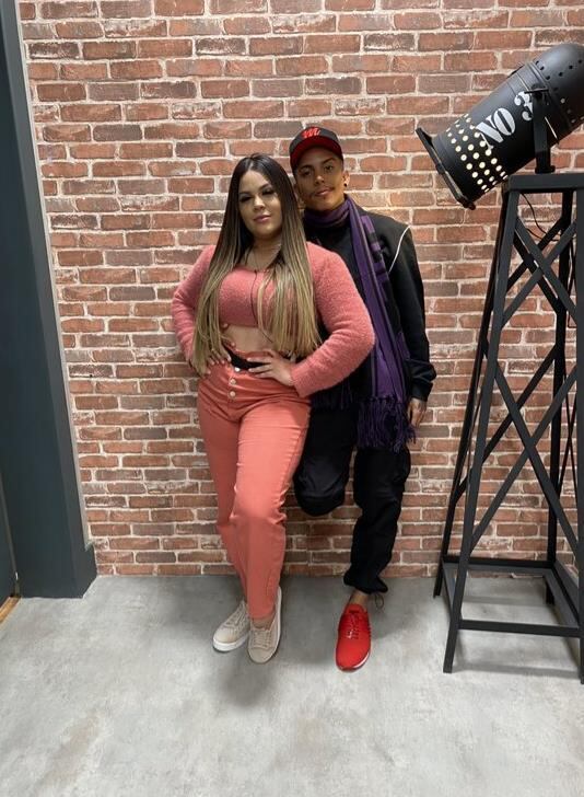 Entre no site da Riachuelo e faça já suas compras! Acesse
Riachuelo.com.br e encontre centenas de possibilidades! Solte sua criatividade
e monte seu look ideal