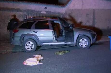 Vítima perdeu o controle do carro e bateu em um muro