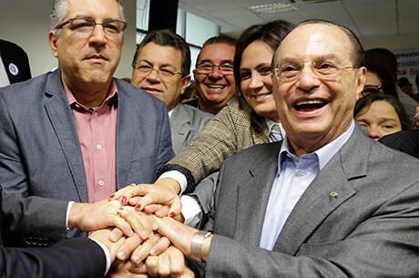 Padilha chegou a tirar foto com Maluf, mas perdeu o apoio do PP
