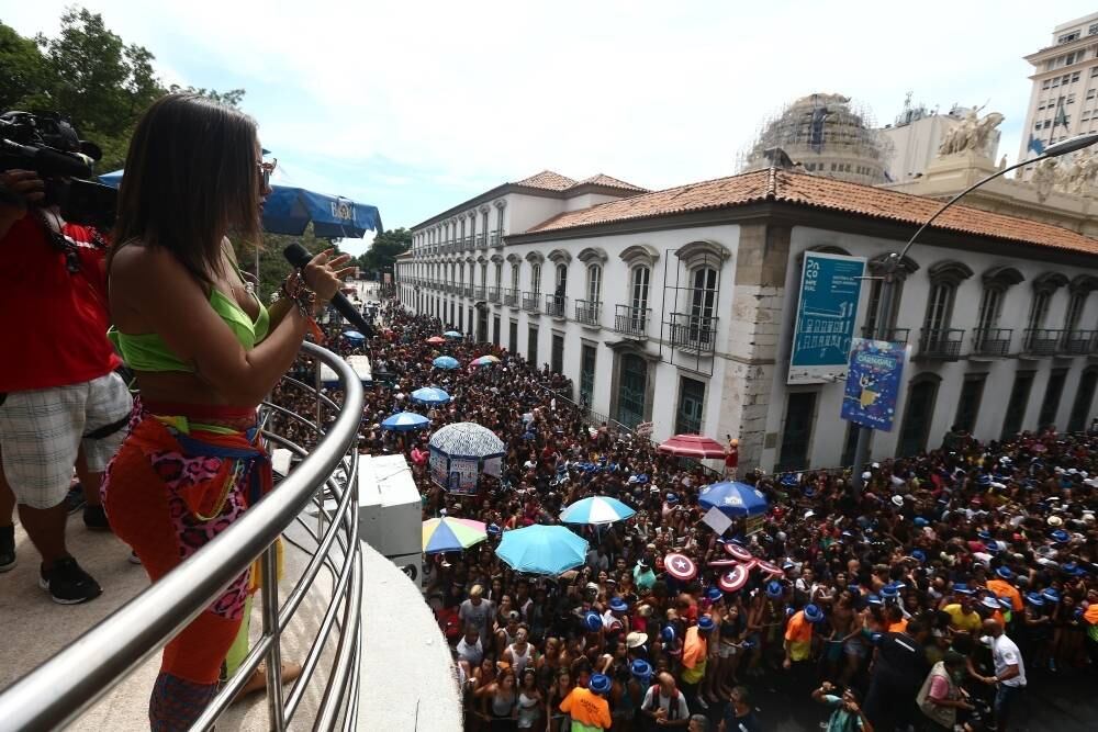 Este é o segundo Carnaval que Anitta desfila com seu bloco, que já é um dos maiores do Carnaval carioca