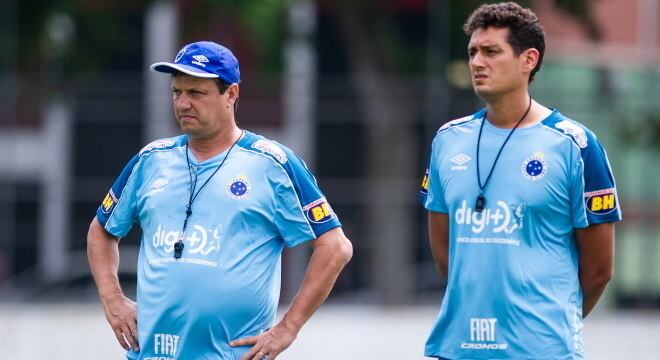 Adilson Batista estreia contra o Vasco, em São Januário