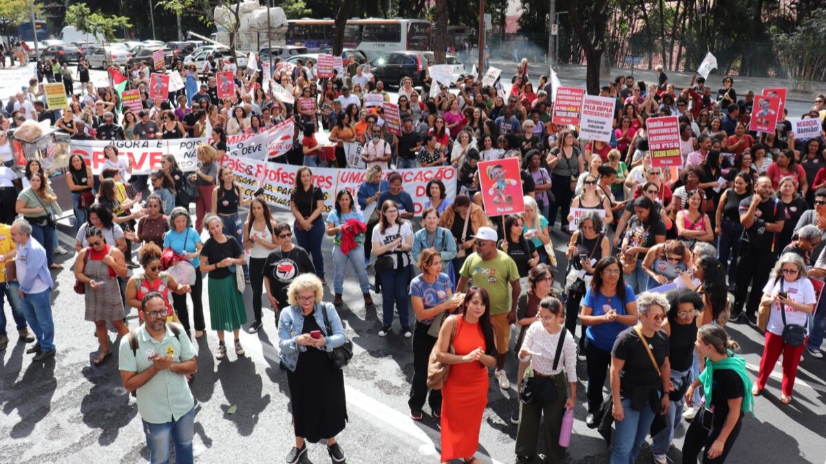 Greve da Educação Municipal de BH chega ao 18º dia sem acordo entre prefeitura e professores