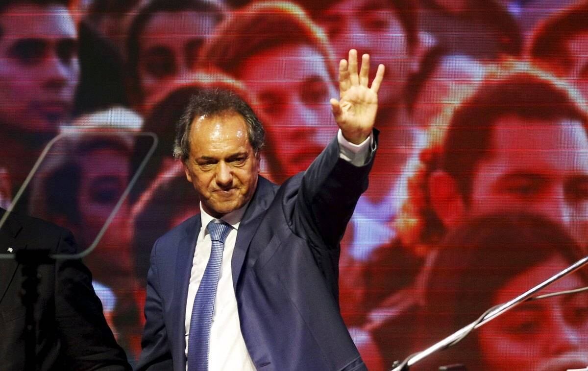 Seis candidatos disputaram ontem o pleito que decidirá o sucessor da presidenta Cristina Kirchner