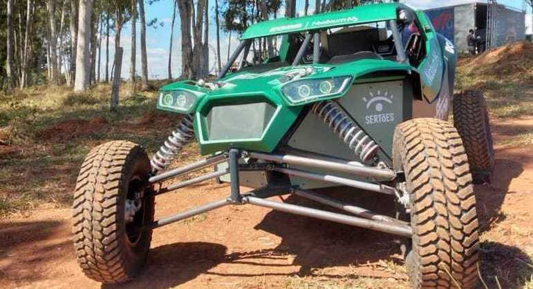 Foram feitos inúmeros testes como a aplicação de aço microligado com nióbio