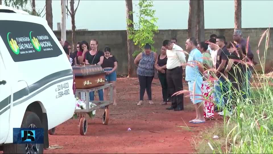 Duas pessoas morrem atropeladas em acidentes diferentes na mesma avenida em Goiânia (GO)
