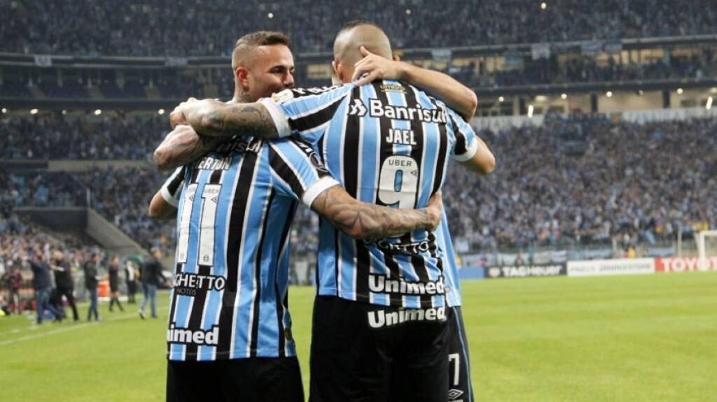 5° Grêmio - 37 pontos
Chances de título - 4%
Chances de Libertadores - 53%