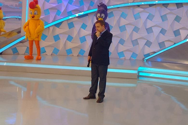 

— A adrenalina demora a abaixar [risos]. A melhor parte é
que eu moro aqui perto, perto de Alphaville [bairro de Barueri, Grande São Paulo], então, vou para casa agora, tomar
um banho, descansar e me preparar porque amanhã começa tudo de novo

+ Gugu está no Facebook! Curta

+ Siga o perfil da atração no Twitter

+ Após dez anos de silêncio, Suzane von Richthofen confessa a Gugu: "Tive culpa e estou pagando"
