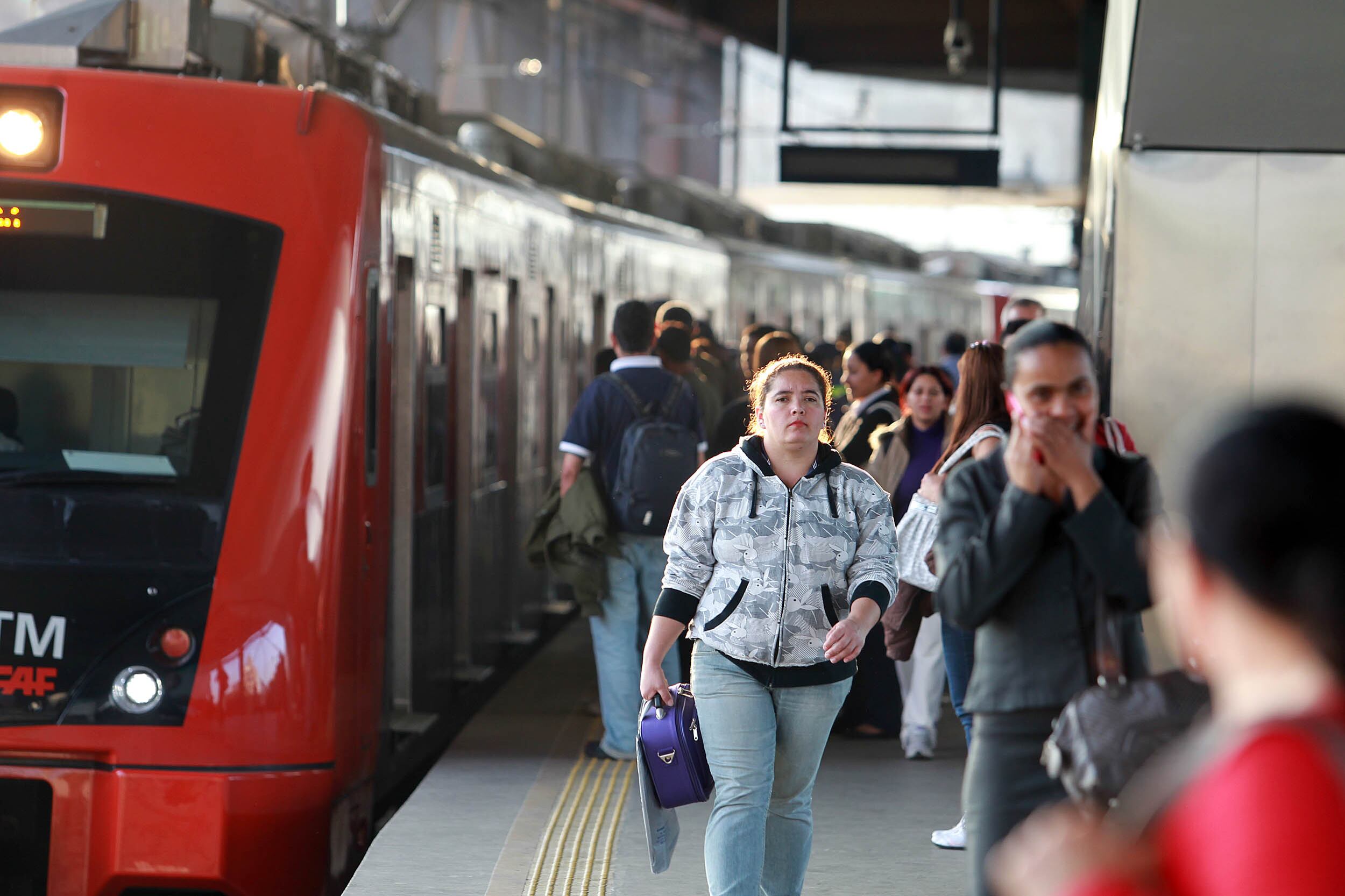 Linha 13 deverá transportar 120 mil passageiros por dia, segundo a CPTM