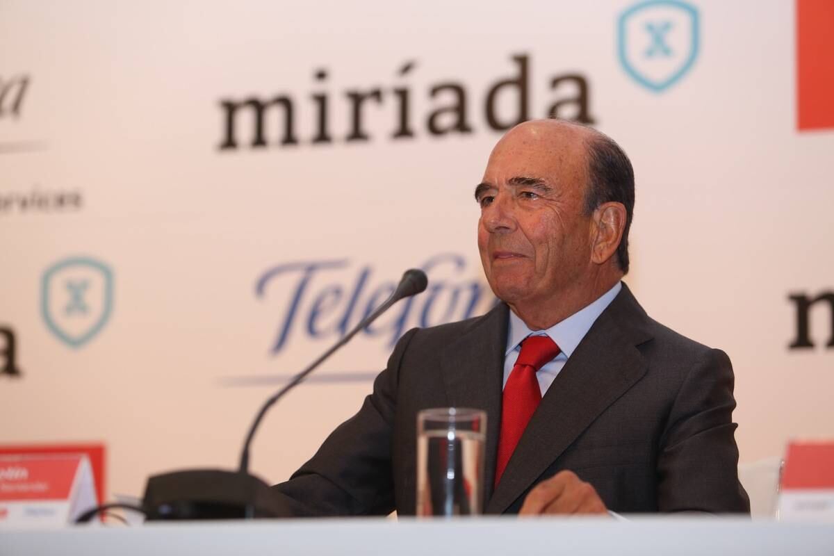 Emílio Botin, presidente do Banco Santander, anunciou programa de bolsas e auxílio financeiro para pesquisa