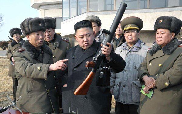 Passou a importar muitos produtos chineses. Mas o planejamento ainda está presente. Desde que voltado para os planos do líder. Por exemplo, ele determinou que grande parte da economia do país teria de estar voltada para a construção de um parque aquático em Pyongyang, a capital