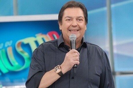 Fausto Silva vai gravar depoimento para documentário do Boni