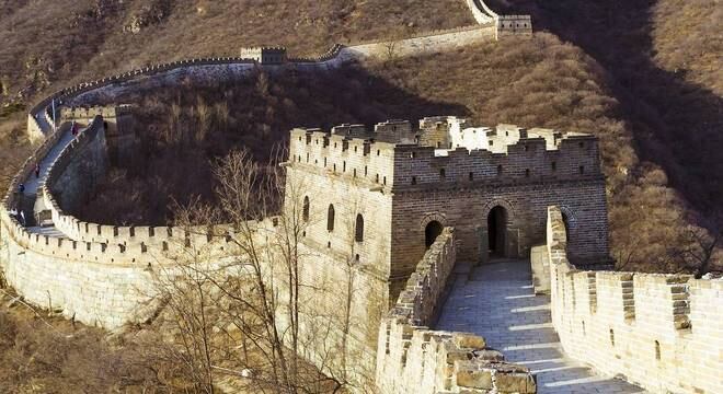 Muralha da China atualmente conta com mais de 21 mil quilômetros de extensão