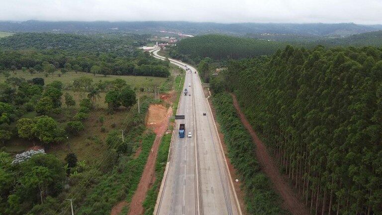 Rodovia liga Minas Gerais ao Espírito Santo