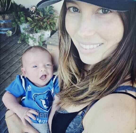 Olha que bonitinho o filho de Justin Timberlake com a Jessica Biel!