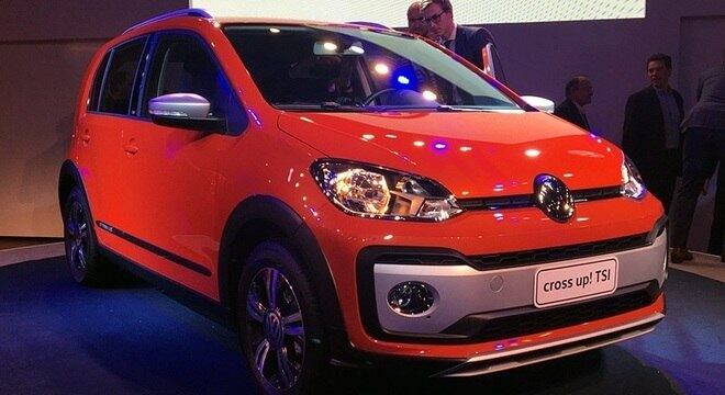 Cross Up exibe mesmas atualizações de estilo da versão normal, com dianteira mais encorpada