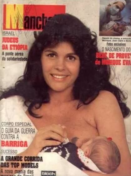 Tanto que, em 1991, era Monique Evans que amamentava a filha, Bárbara