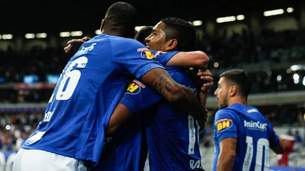 7º Cruzeiro - 30 pontos
Chances Libertadores - 5%
Chances rebaixamento - 1%