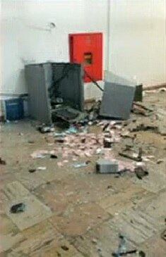 Em oito destes casos, os ladrões conseguiram chegar ao dinheiro,
geralmente de madrugada em postos de combustíveis ou centros comerciais