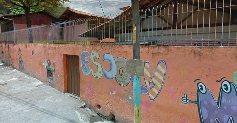 Escola São Rafael, no bairro Pompéia, é uma das afetadas com a interdição