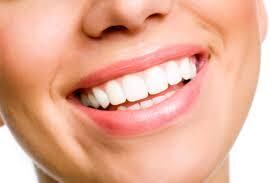Clínica Imbra oferecia prótese dentária para todos os bolsos