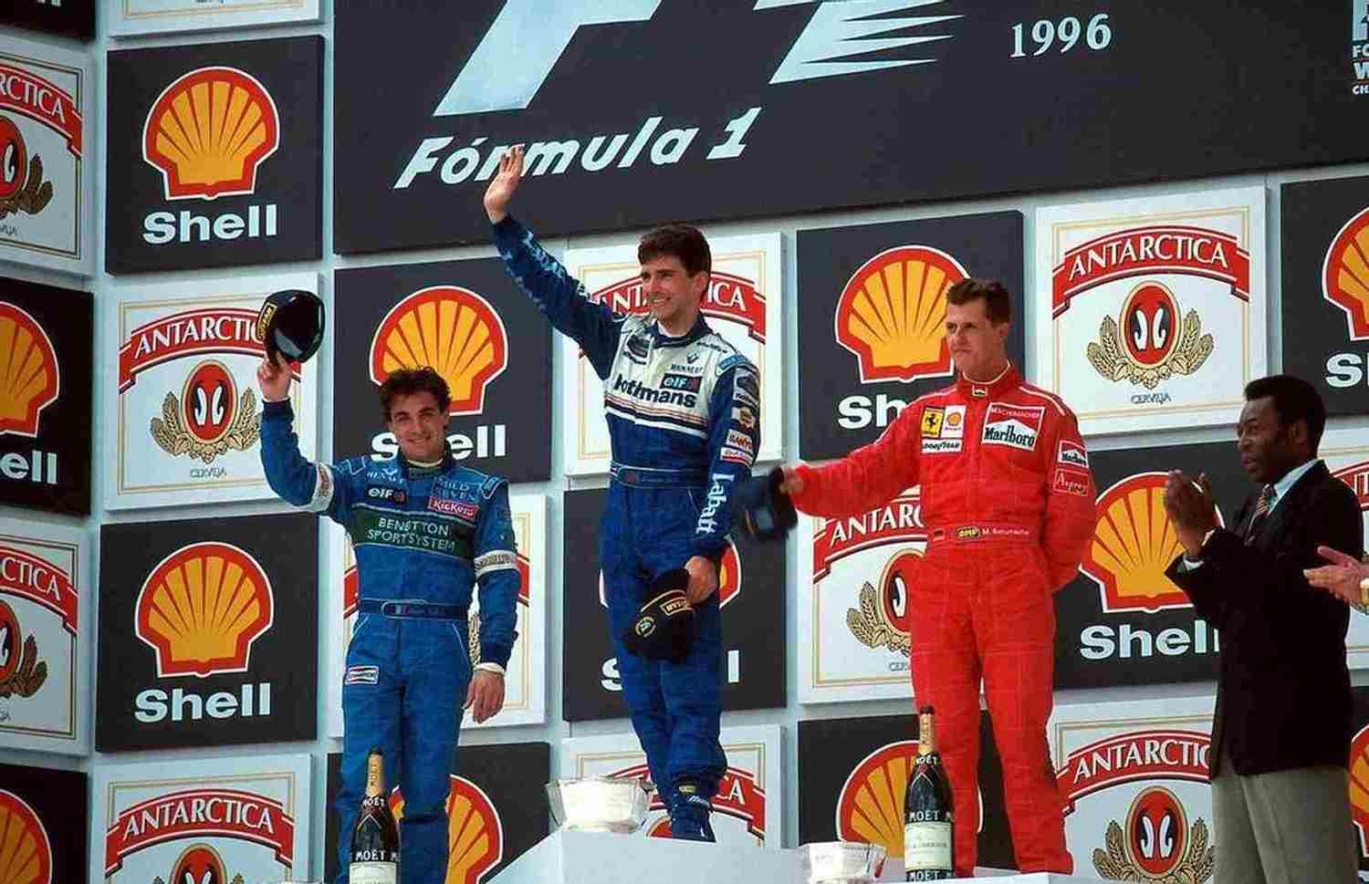 Pelé também participou de outro pódio do GP do Brasil em 1996. Na ocasião, a prova foi vencida pelo inglês Damon Hill