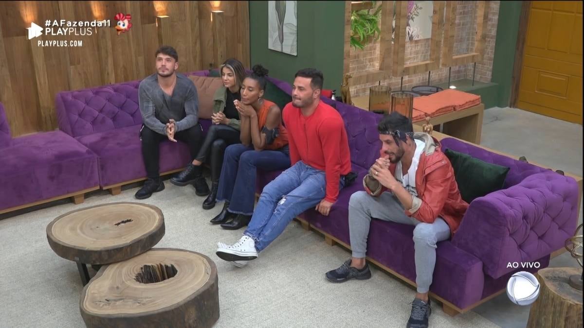 Fique ligado na reta final de A Fazenda 11!
O reality vai ao ar de segunda a sexta, às 22h30; aos sábados, às 22h15; e aos domingos, às 23h15. Assine o PlayPlus.com e acompanhe 24hrs por dia!