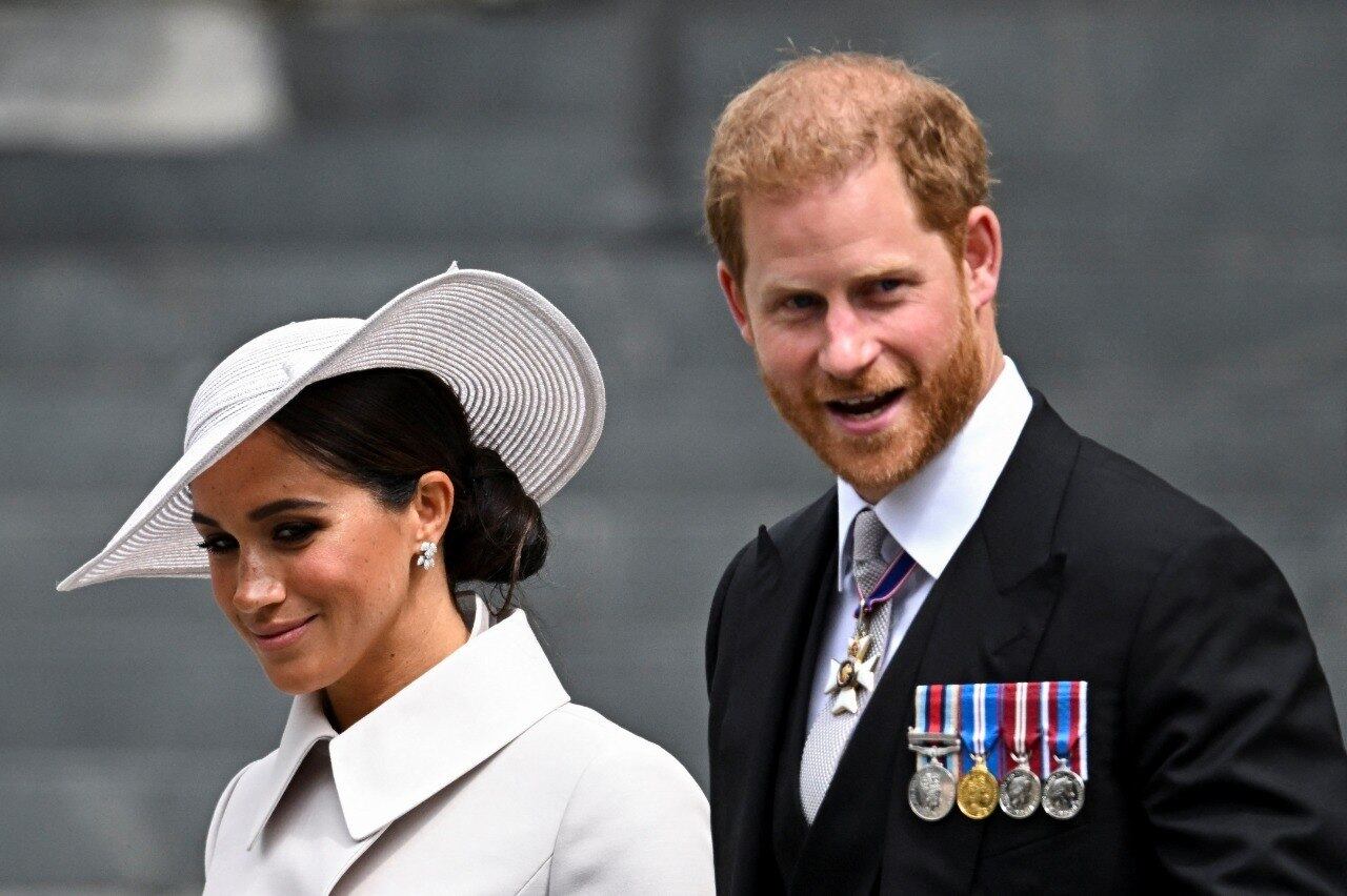 19 de maio de 2018: seu neto Harry se casa com a atriz americana negra Meghan Markle, o que é considerado um símbolo da modernização da monarquia britânica.

