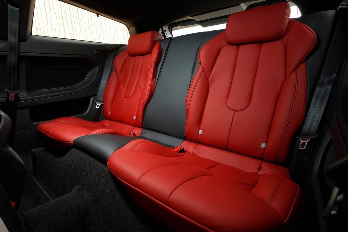 Os assentos mais esportivos são exclusivos da versão Dynamic. Leia a avaliação completa

Saiba tudo sobre carros! Acesse R7.com/carros
E confira os melhores preços de novos e usados em r7.icarros.com.br