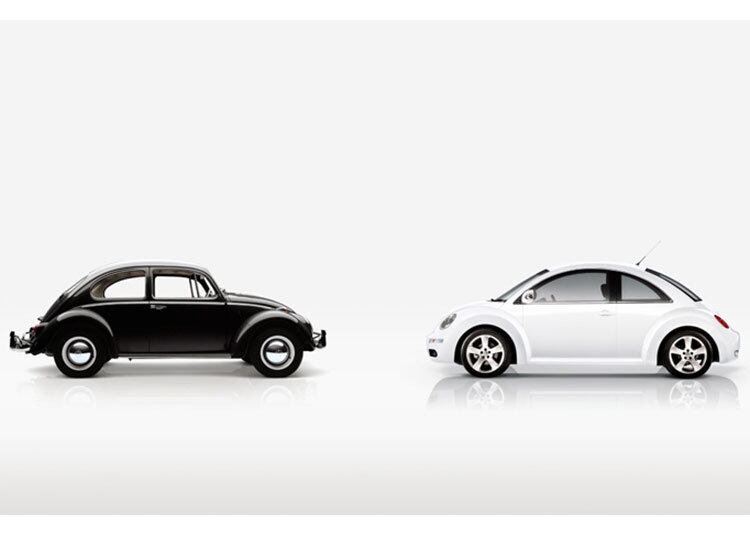 Em 1998, a VW decidiu lançar uma releitura do Fusca, batizada de New Beetle
