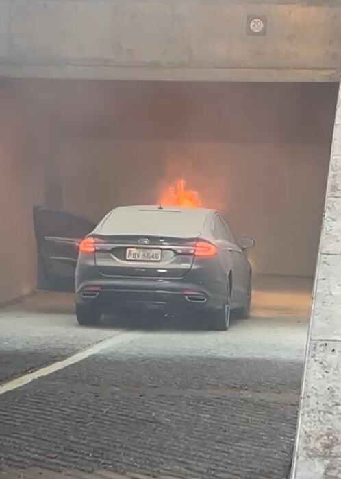 Motor de carro de ministra do STJ pegou fogo