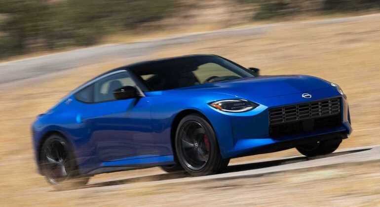 Modelo tem câmbio automático de nove velocidades